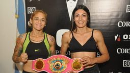 Brenda Carabajal busca el título mundial pluma ante Débora Dionicius