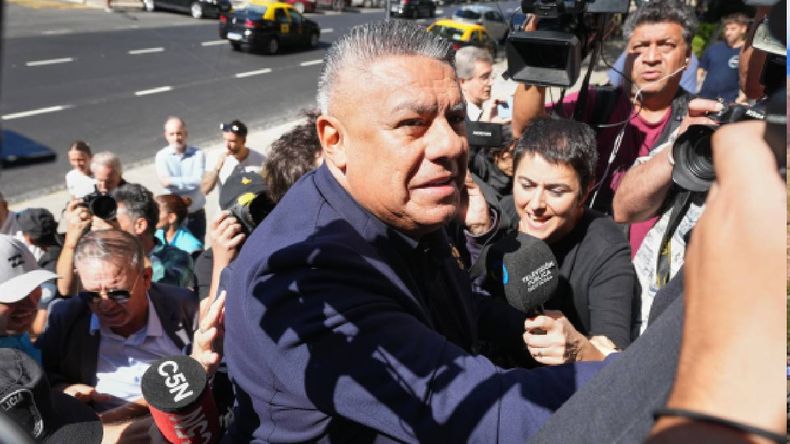 Indagan a Chiqui Tapia por una presunta retención indebida de aportes en la AFA