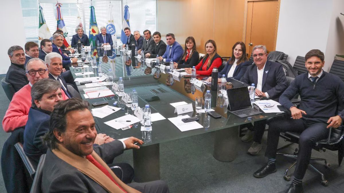Un grupo de gobernadores acordó no votar esta tarde los proyectos que ya tienen media sanción.
