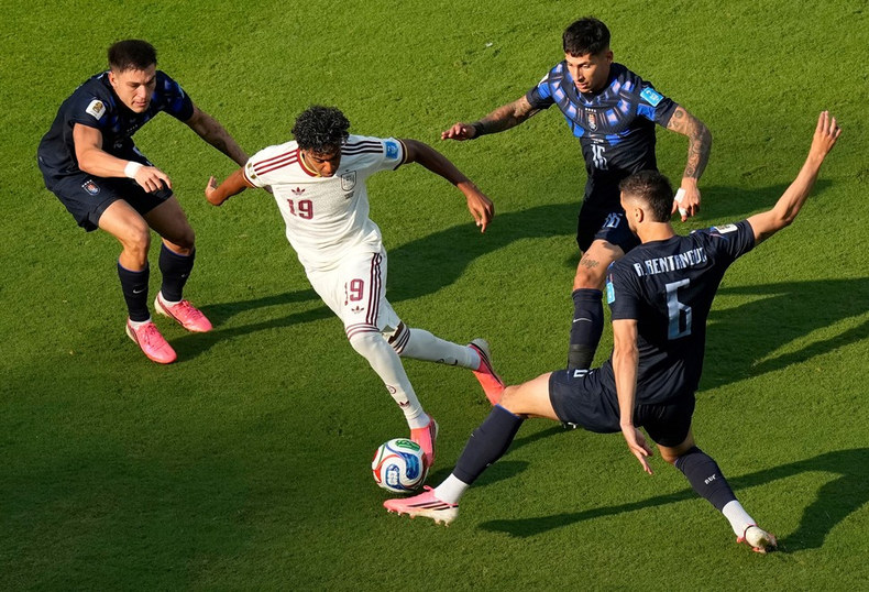 Uruguay ante España.