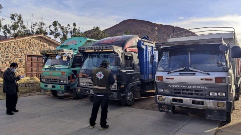 Tres camiones contrabandeaban cerveza jujeña en Bolivia.