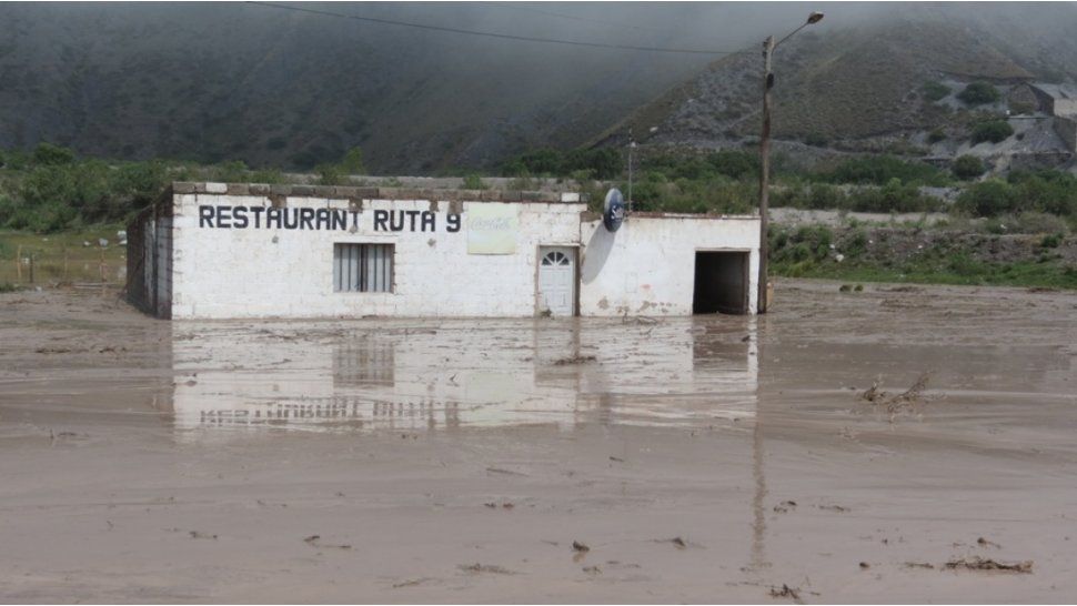 Volcán: bajo el barro