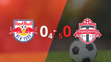 Toronto FC eliminó a New York Red Bulls en los penales