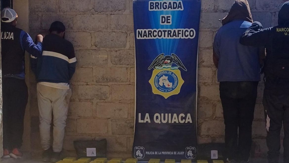 secuestraron mas de 80 kg. de cocaina y detuvieron a dos personas