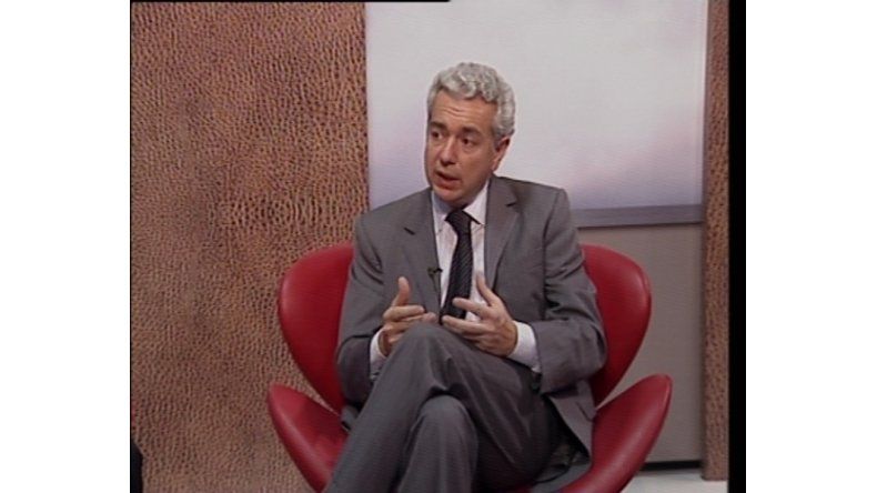 Dr. Oscar Insausti