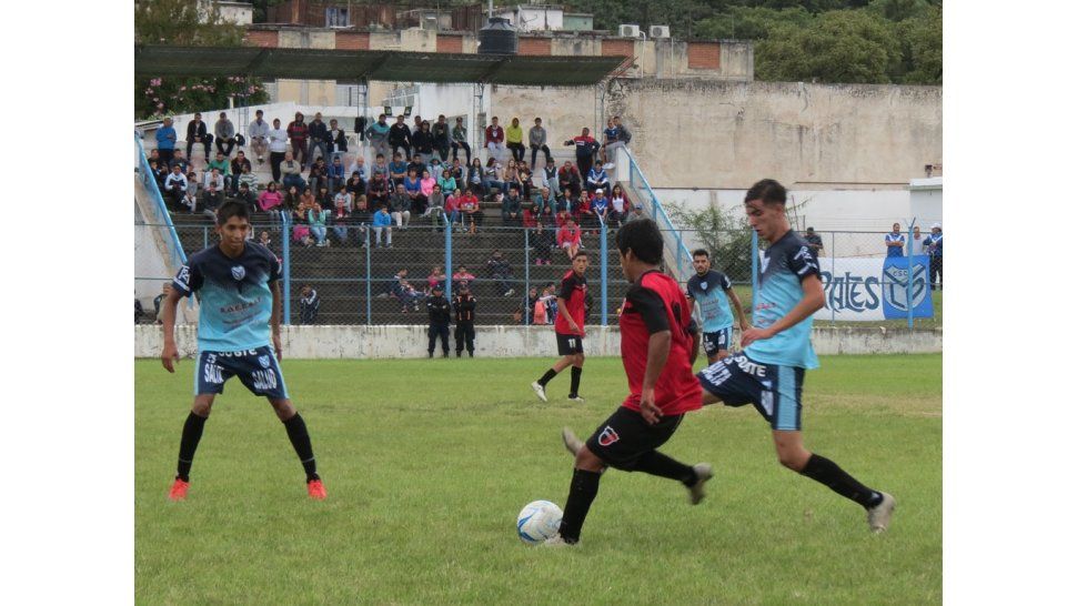 Los Perales perdió 2 a 1