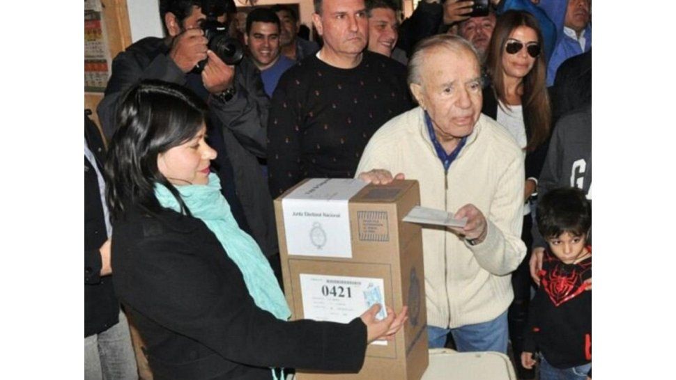 Carlos Menem votó en La Rioja