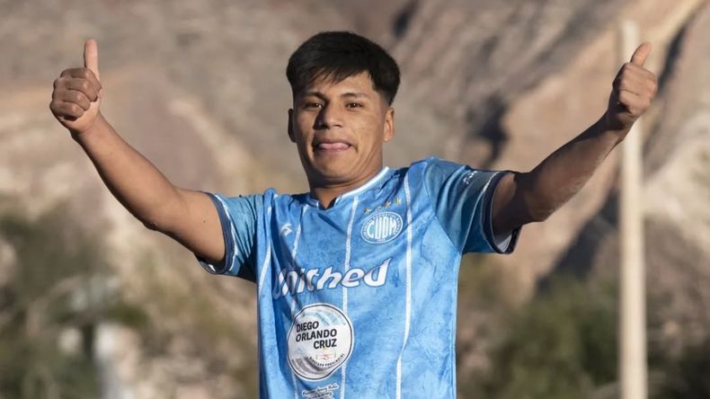 Unión Maimará ganó en el debut del Torneo Regional Amateur (Foto: Guille Tito)