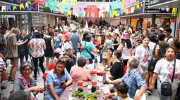 Jueves de Comadres en el mercado 6 de Agosto (foto archivo). Jueves de Comadres en el mercado 6 de Agosto (foto archivo).