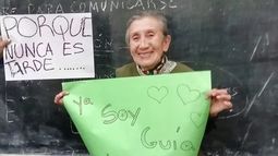 Martita tiene 79 años y logró cumplir su sueño de ser Técnica en Turismo.