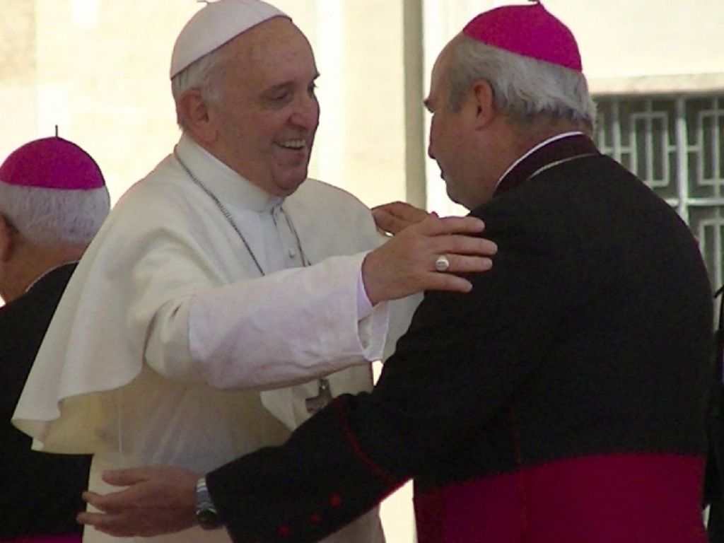El Papa y el Obispo (foto de archivo)