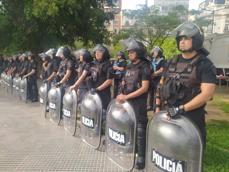 Cuándo cobran los policías: cronograma de pagos en Jujuy.