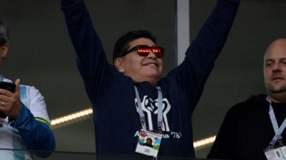 Maradona tuvo que pedir disculpas en Rusia