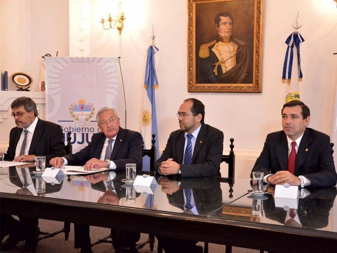 Presentación oficial
