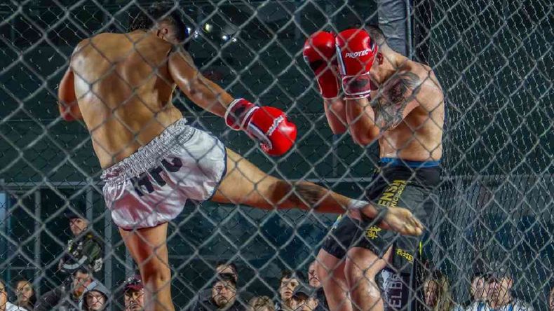 Fabio López campeón argentino de kick boxing Fabio López campeón argentino de kick boxing