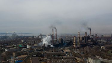 Siguiendo el estudio publicado, las estimaciones señalan que dichas emisiones de CO2 volverán a aumentar este año, nada menos que un 4,9%, a menos de un 1% del récord de 2019.
