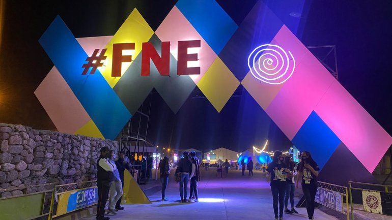 El ingreso a la Ciudad Cultural para vivir la Fiesta Nacional de los Estudiantes.