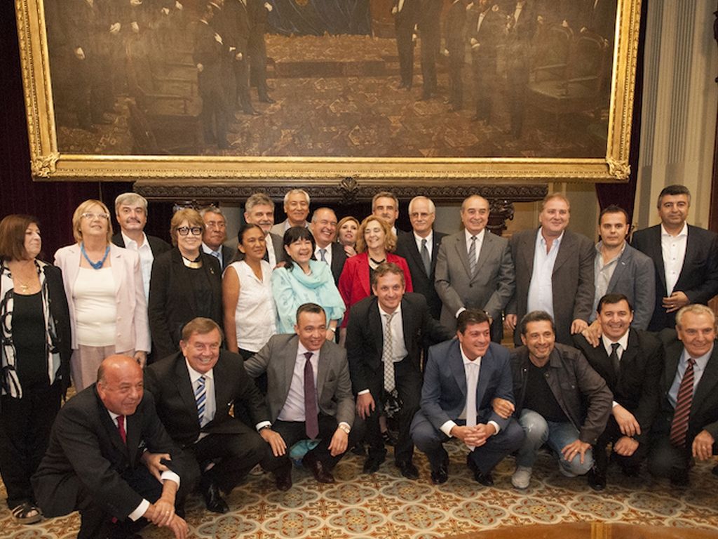 Alguno de los diputados electos