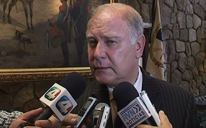 Dr. Guillermo Jenefes