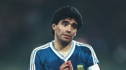 Diego Maradona.