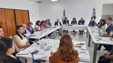 Reunión por las Paritarias 2024 con gremios&nbsp;