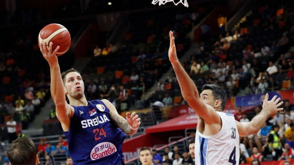 Mirá cómo el equipo técnico de la Selección motivó al plantel para el partido con Serbia