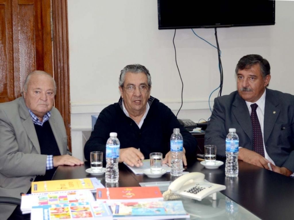 Autoridades presentes