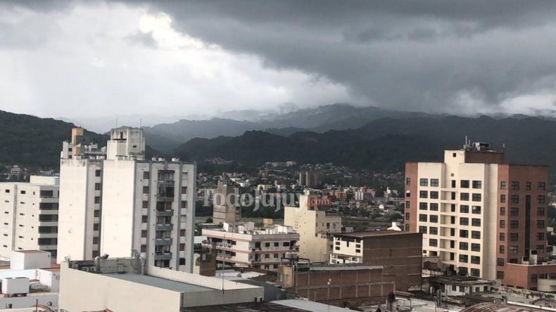 Rige un alerta amarilla por tormentas fuertes