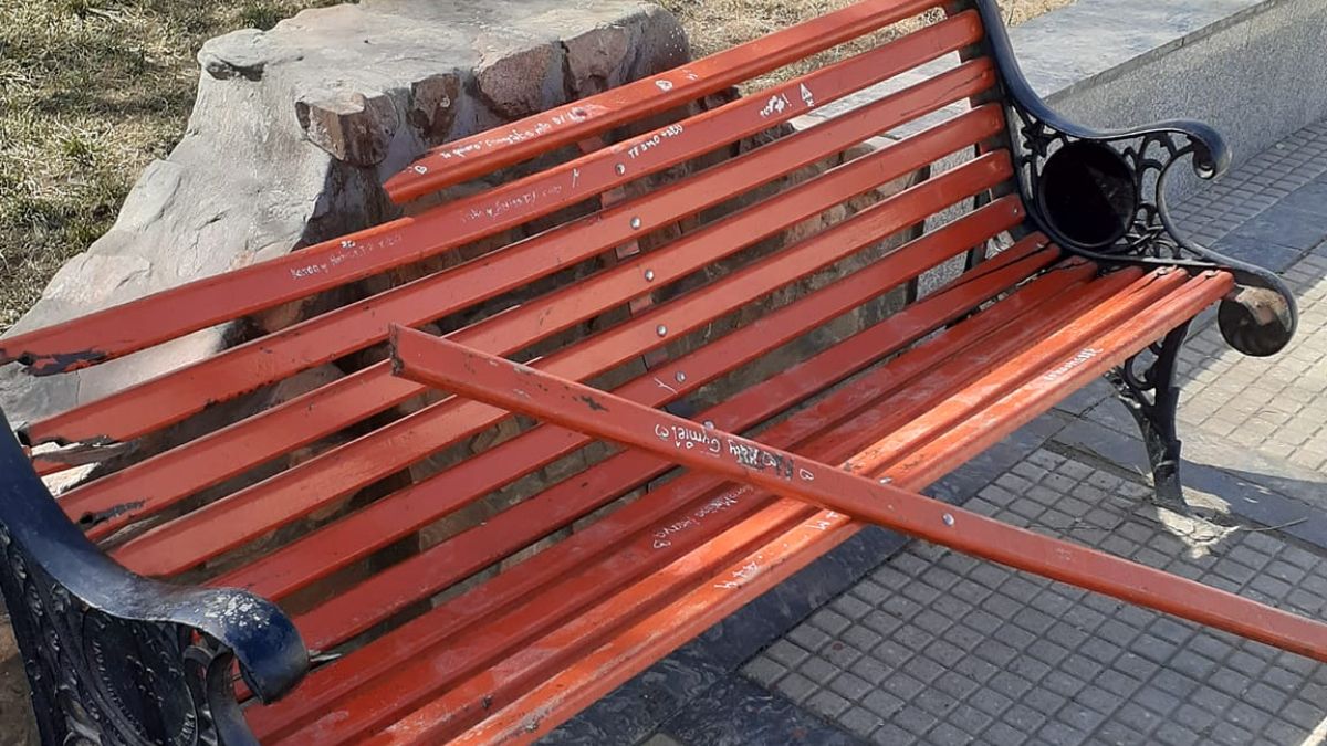 La Quiaca: denuncian que inadaptados rompieron un banco