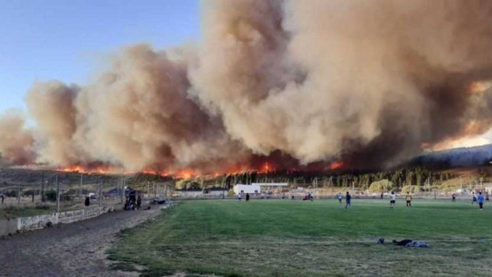 Incendios en La Comarca Andina - Chubut