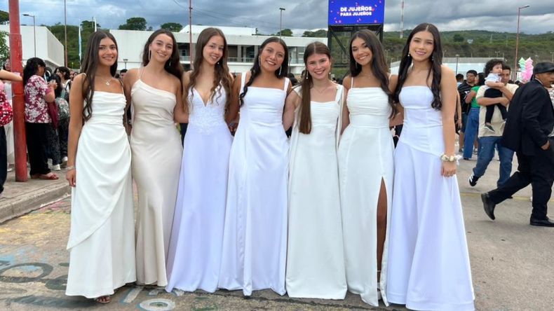 Las mejores fotos de lo que fue la Cena Blanca 2025 en capital