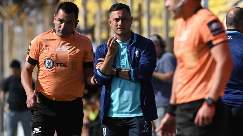 El entrenador de Gimnasia de Jujuy, Matías Módolo El entrenador de Gimnasia de Jujuy, Matías Módolo