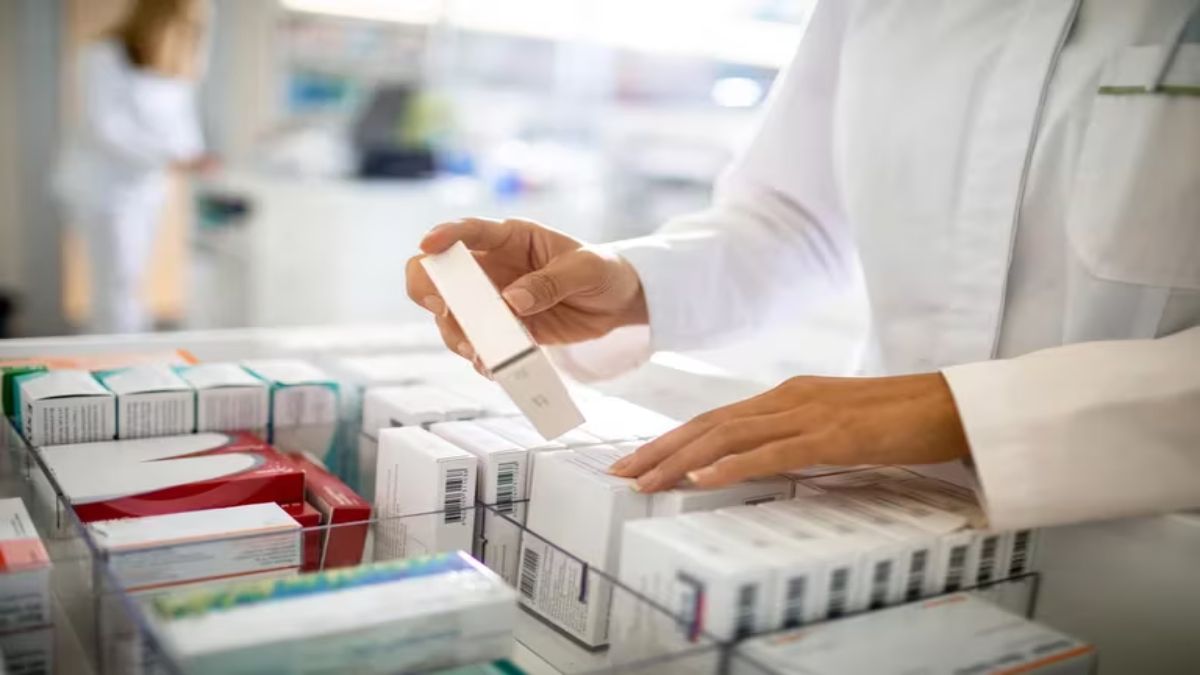 Las farmacias de todo el país cierran una hora este viernes al mediodía.