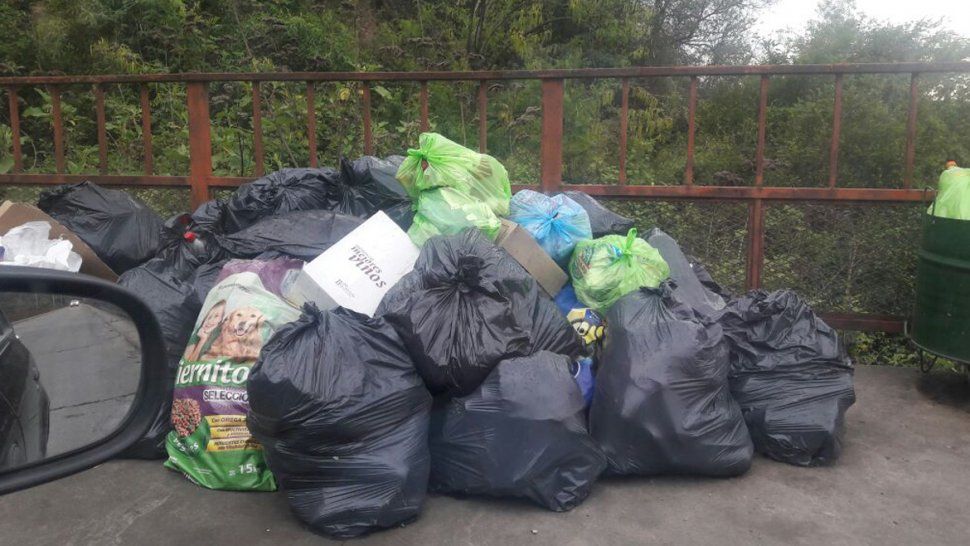 Basural a cielo abierto: el municipio dijo que no tiene recursos y los vecinos se quejan