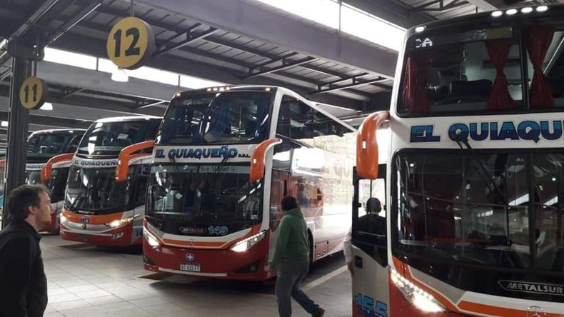 A partir de este lunes, viajar en colectivo de media distancia en Jujuy será más caro. El nuevo cuadro tarifario implica un aumento promedio del 5%, respecto del último incremento aplicado en julio.
