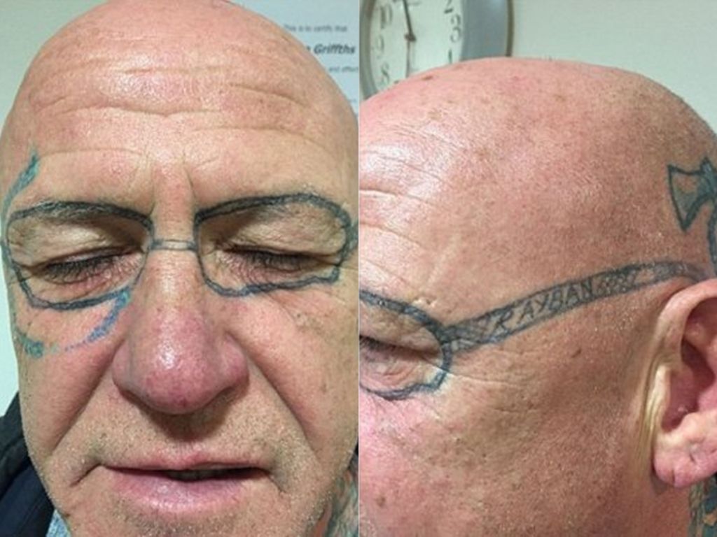 Le tatuaron la cara