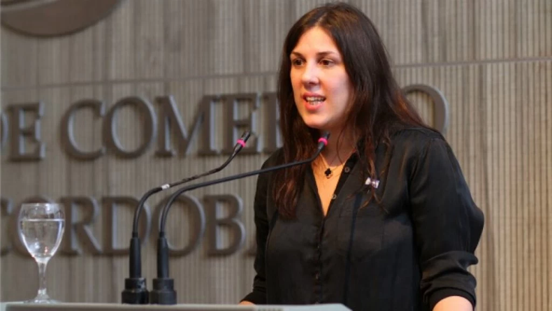 Laura Etcharren. Socióloga. Investigadora, consultora y asesora en temas de narcotráfico y narcomenudeo. Autora del libro 