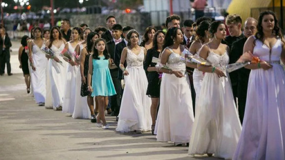 Vestidos para best sale cena blanca