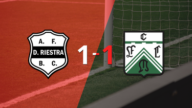 Riestra logró sacar el empate de local frente a Ferro