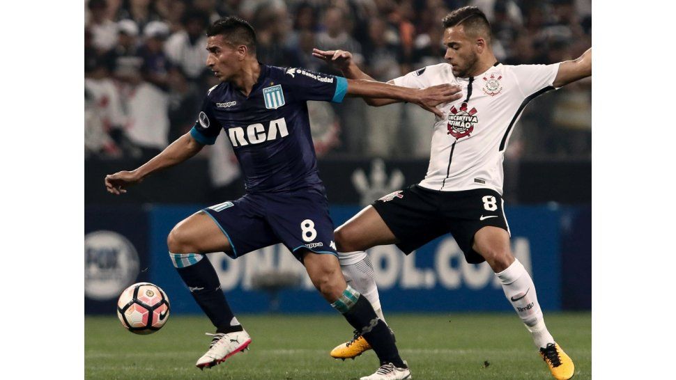 Racing va por la clasificación