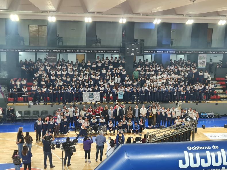 Delegación jujeña en los Juegos Evita.