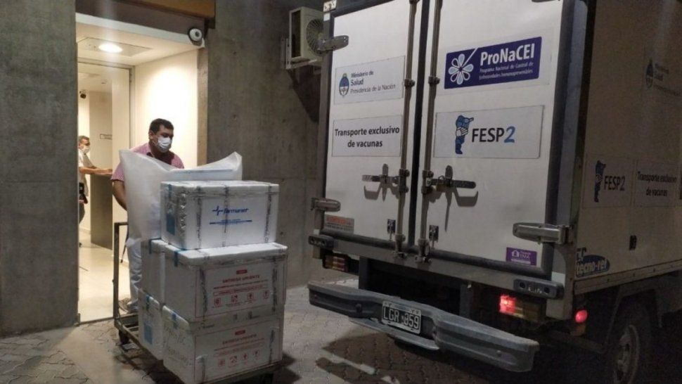 jujuy transporta las vacunas al norte en un vehiculo acondicionado
