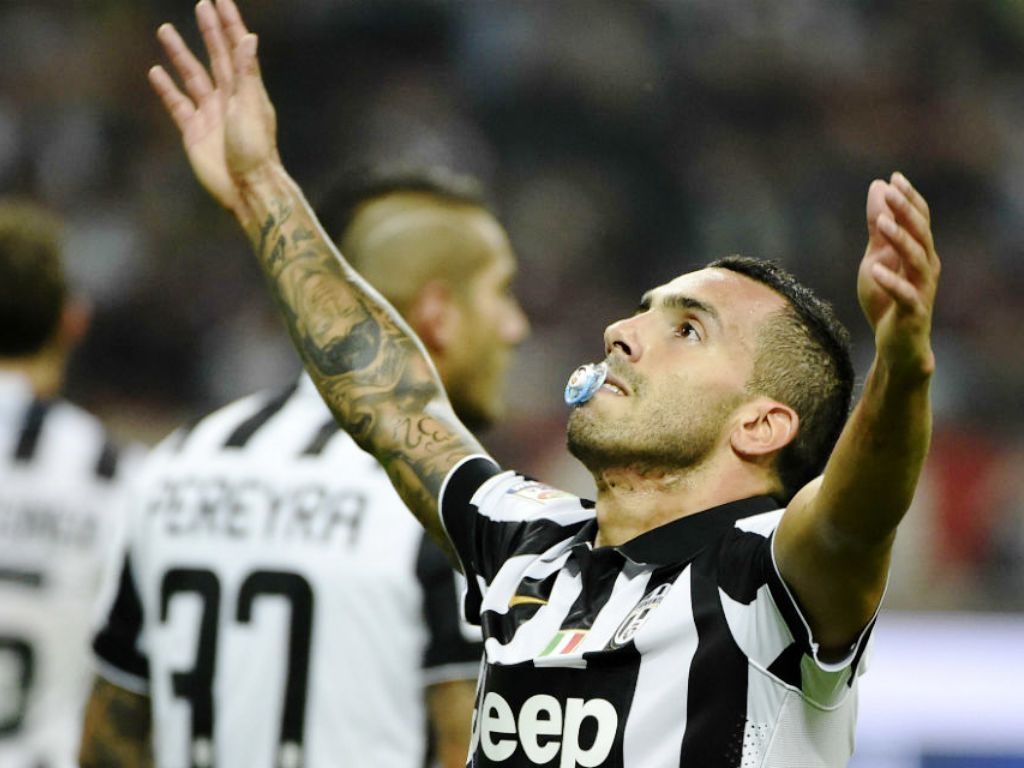Con  Tevez Juventus venció al Milan