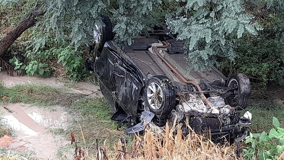 Ruta Nº 66: una mujer perdió el control del auto y volcó