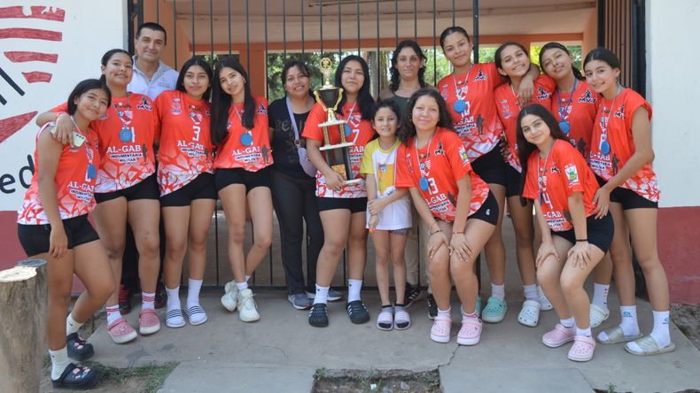 Atlético San Pedro campeón del Nacional Sub 16 de vóley