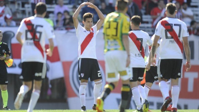 Con un golazo de Ferreira, River derrotó a Aldosivi en el Monumental