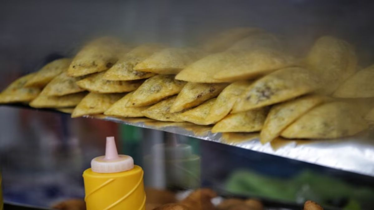 La receta tradicional de unas crocantes empanadas de camarón.