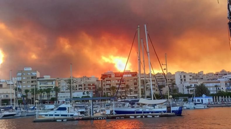 Al menos doce muertos y 23 personas desaparecidas por el incendio de Los Gallardos, en Almería.