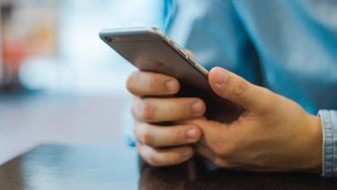Limitar el uso del celular por 72 horas produce cambios en el sistema de recompensa del cerebro.