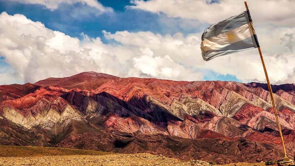 por que el 20 de junio se celebra el dia de la bandera: conoce la historia